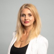 Dowozimy domy i budujemy silną markę. O rozwoju WestaTre opowiada Karolina Michta, Manager ds. Marketingu